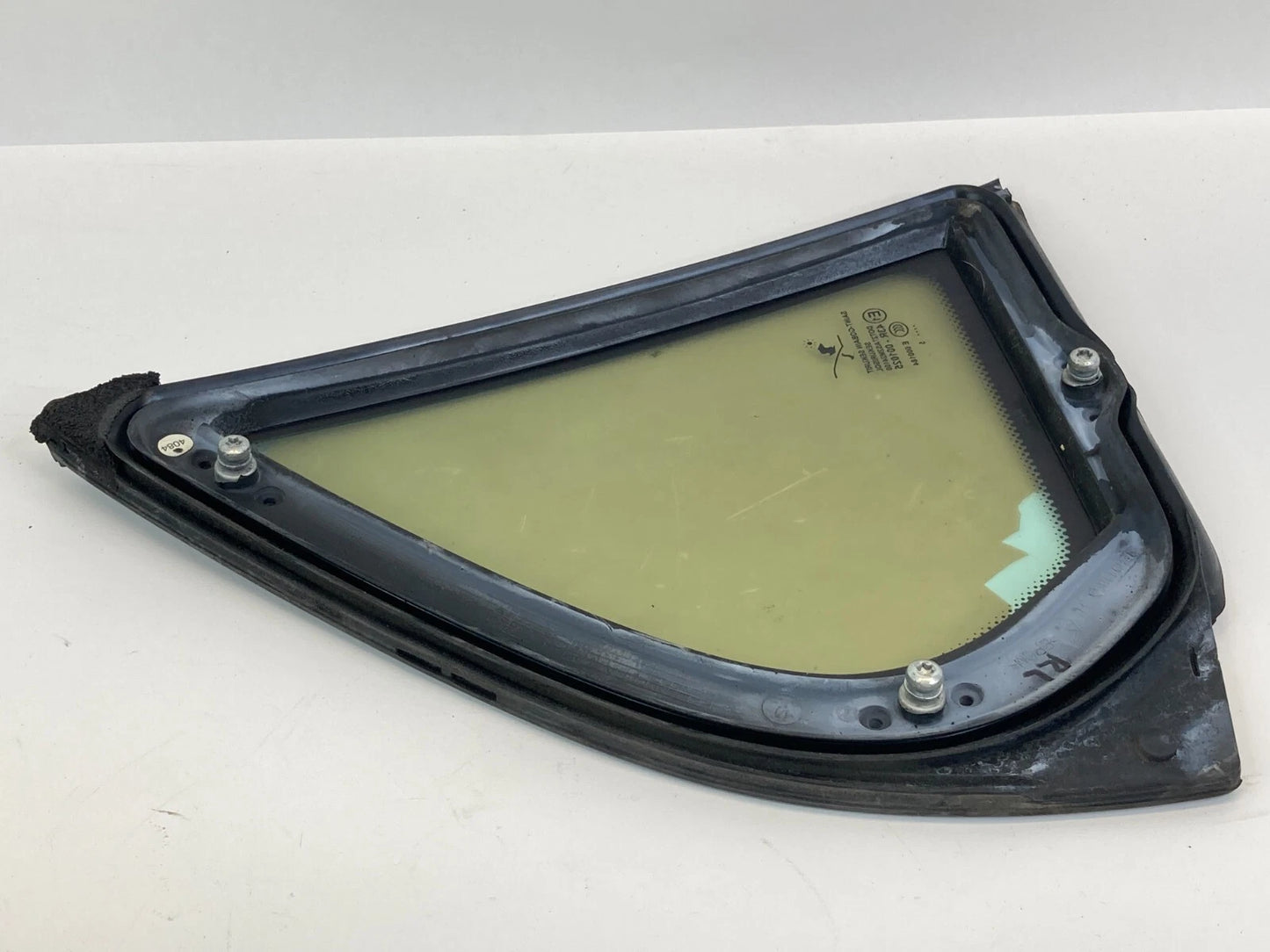 2003-2011 SAAB 9-3 SEDAN REAR LEFT SIDE DOOR VENT WINDOW GLASS 12804489 OEM