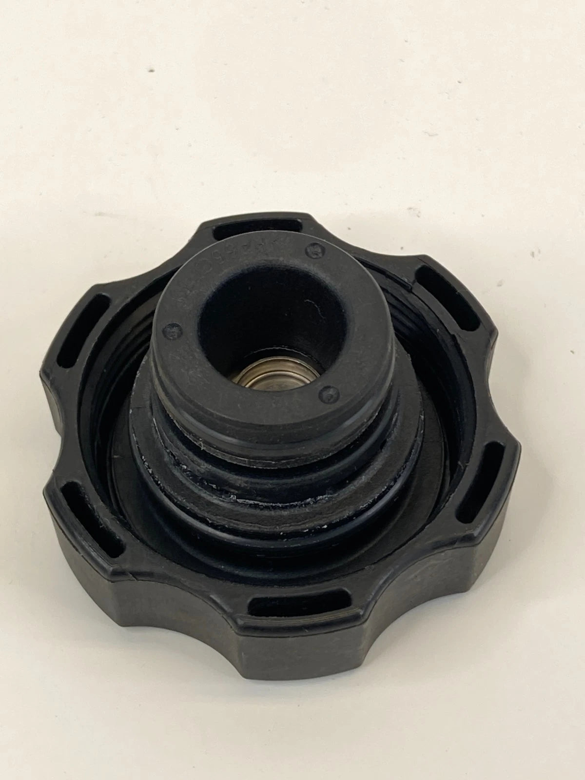 2010-2017 10-17 GMC TERRAIN RADIATOR COOLANT RESERVOIR TANK CAP ASSEMBLY OEM