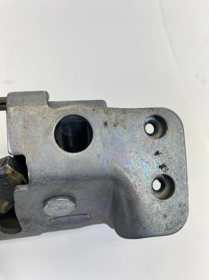 08-16 CHRYSLER TOWN & COUNTRY REAR LEFT SIDE SLIDING DOOR LOCK LATCH CATCH OEM