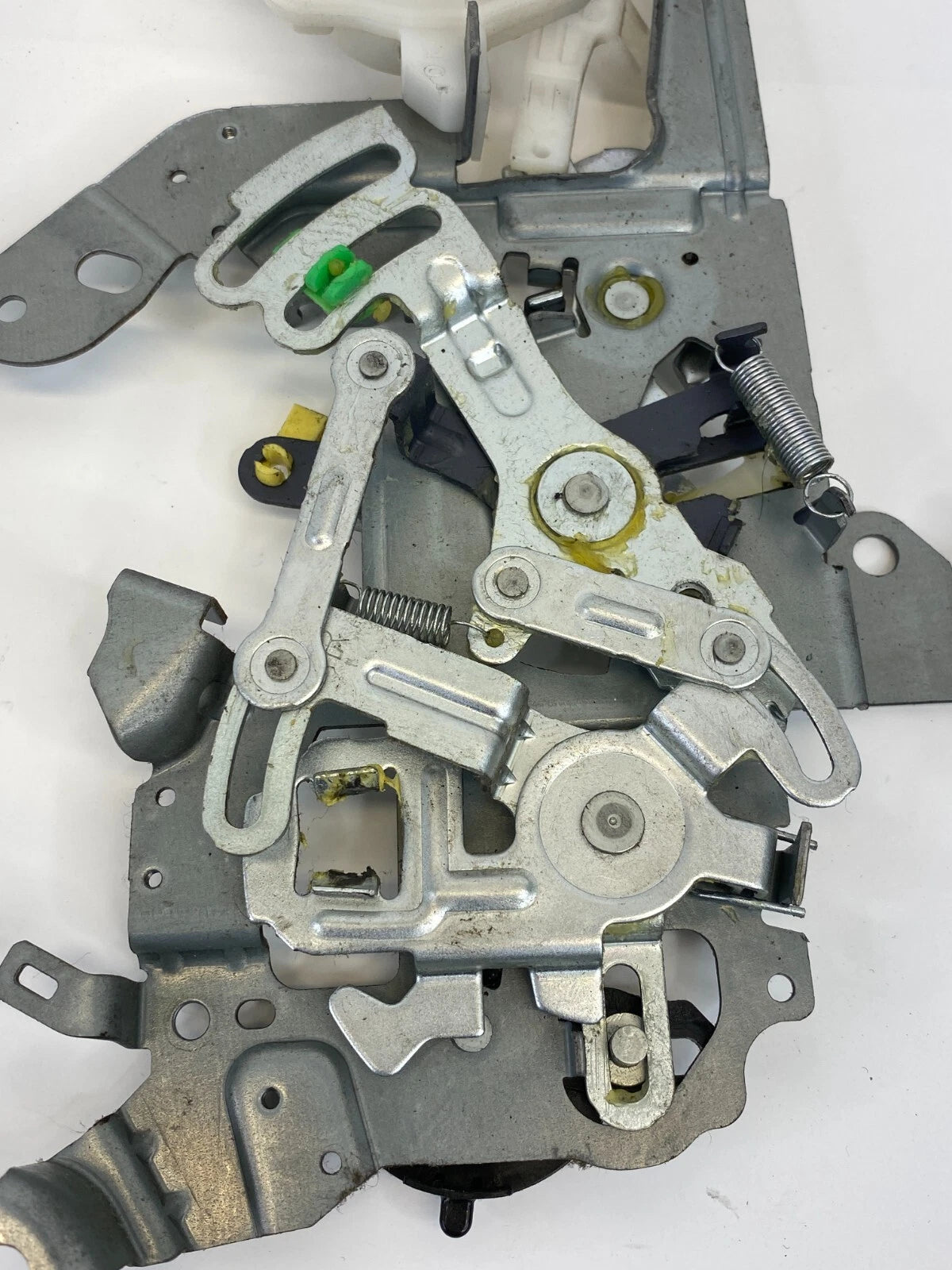 2006-2015 MAZDA 5 REAR RIGHT SIDE SLIDING DOOR HANDLE REMOTE ACTUATOR ASSY OEM