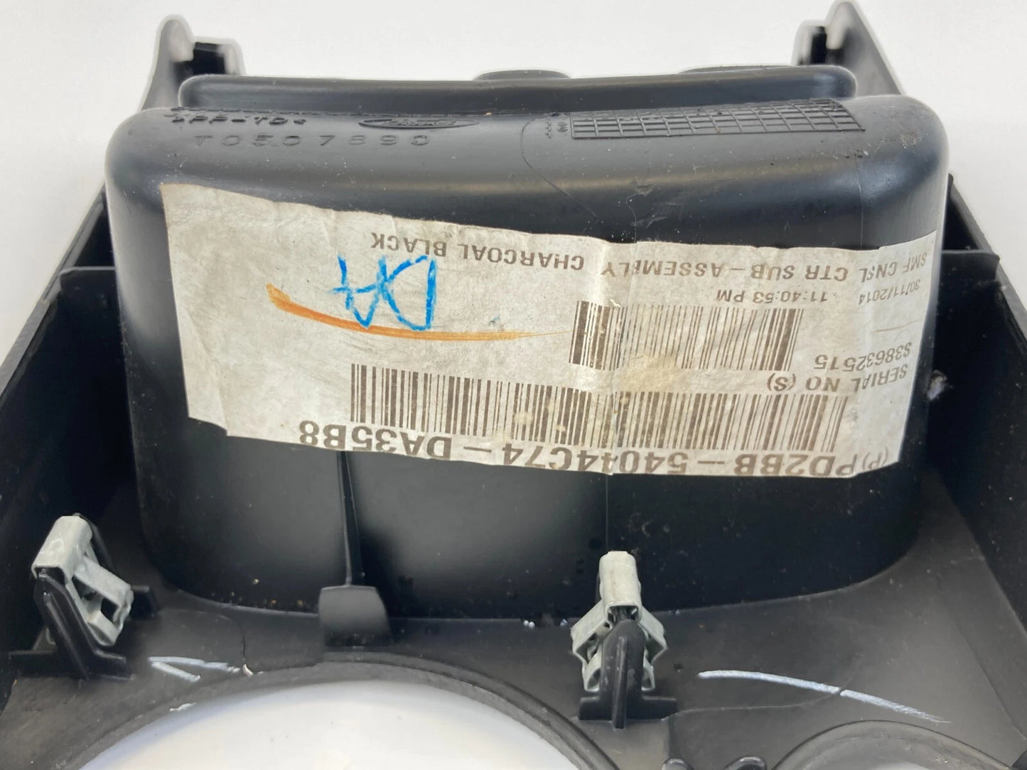 2014-2019 FORD FIESTA FRONT CENTER CONSOLE BEZEL TRIM COVER D2BB-A044C74-A OEM