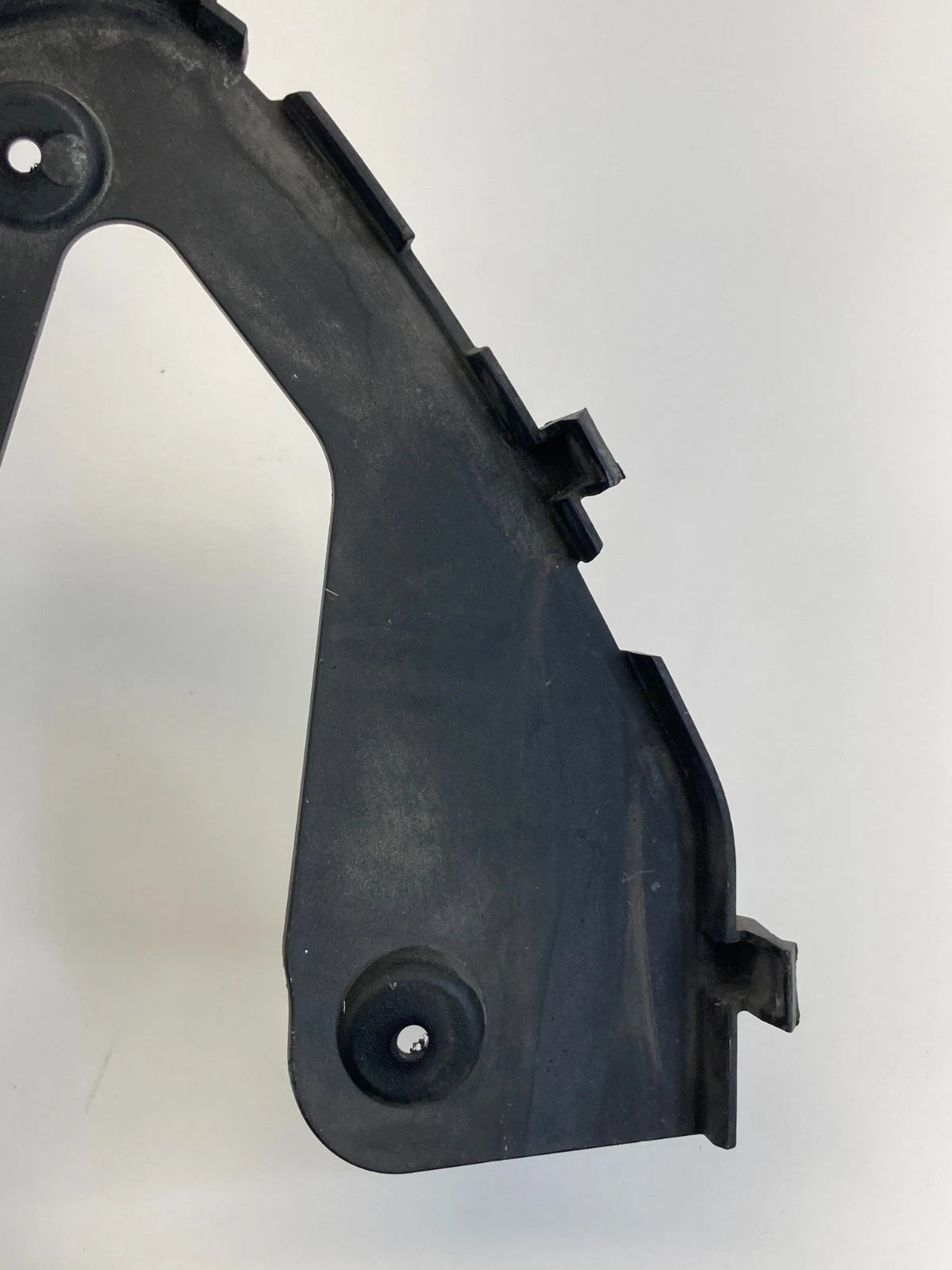 2011-2015 Hyundai Sonata Hybrid Front Bumper Right Side Bumper Bracket RH OEM