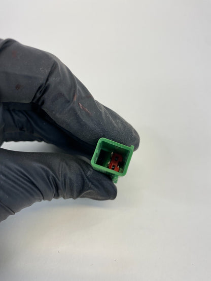 2000-2004 Volvo S40 Front Left Driver Side Seat Belt Buckle Reciver Assy OEM