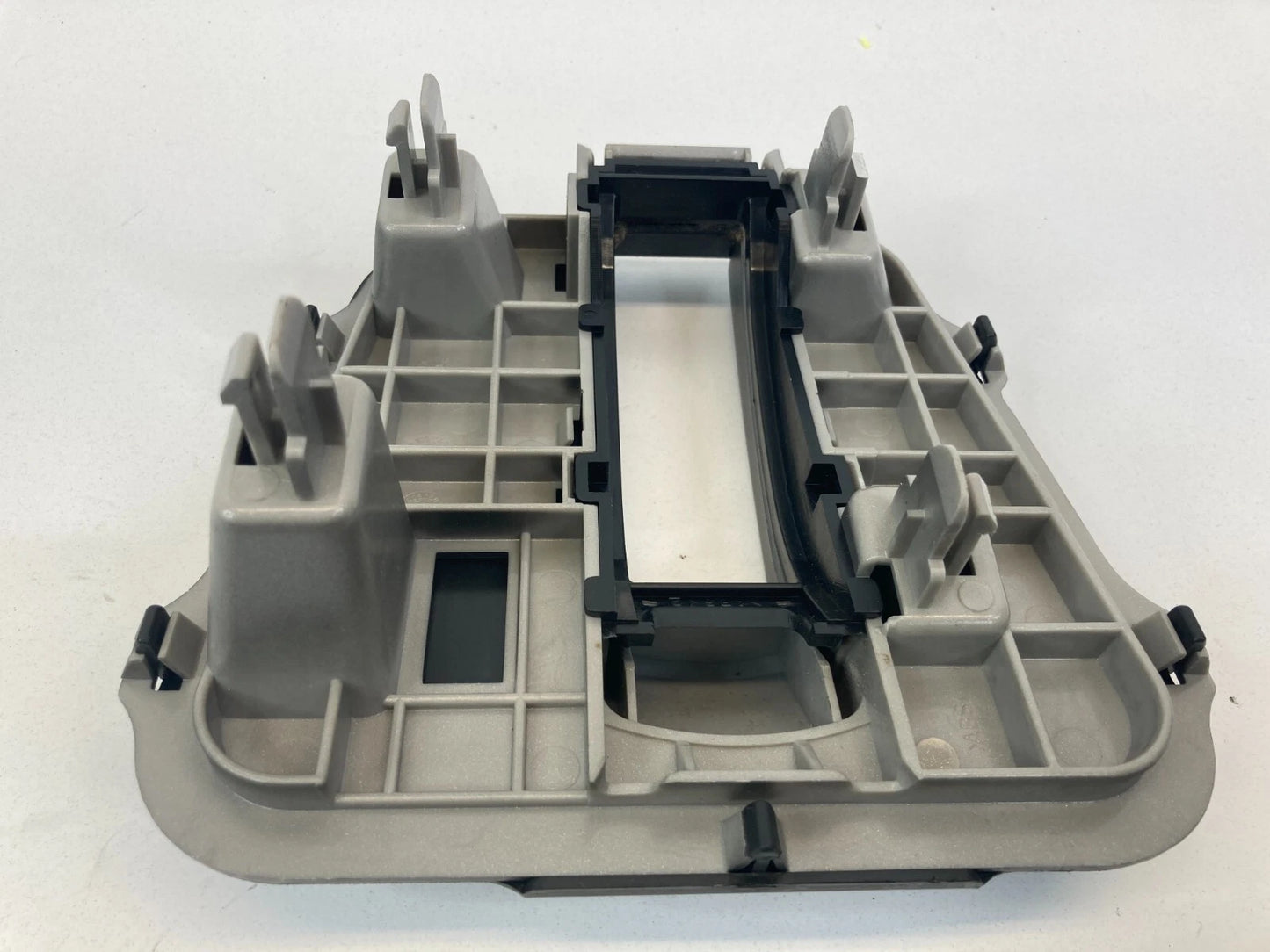 2006 PONTIAC TORRENT CENTER CONSOLE FLOOR GEAR SHIFTER SELECTOR COVER OEM