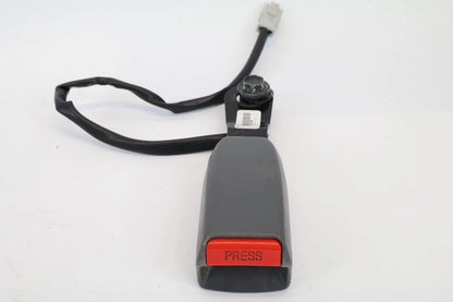 2005-2008 HONDA PILOT FRONT LEFT DRIVER SEAT BELT BUCKLE RECEIVER GRAY OEM