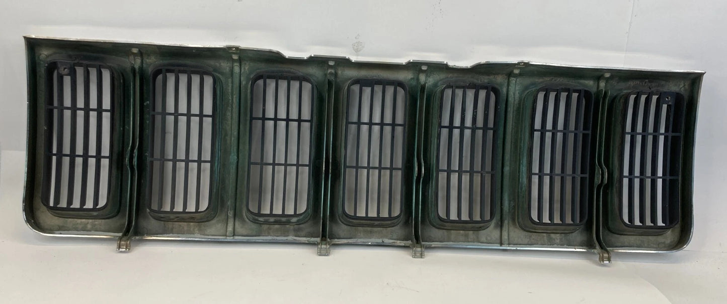 1996-1998 JEEP GRAND CHEROKEE FRONT BUMPER GRILLE GUARD RADIATOR ASSEMBLY OEM