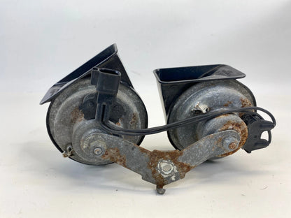 2010-2019 FORD TAURUS HORN LOW HIGH SIGNAL ALARM SIREN NOTE PAIR ASSY E30055306