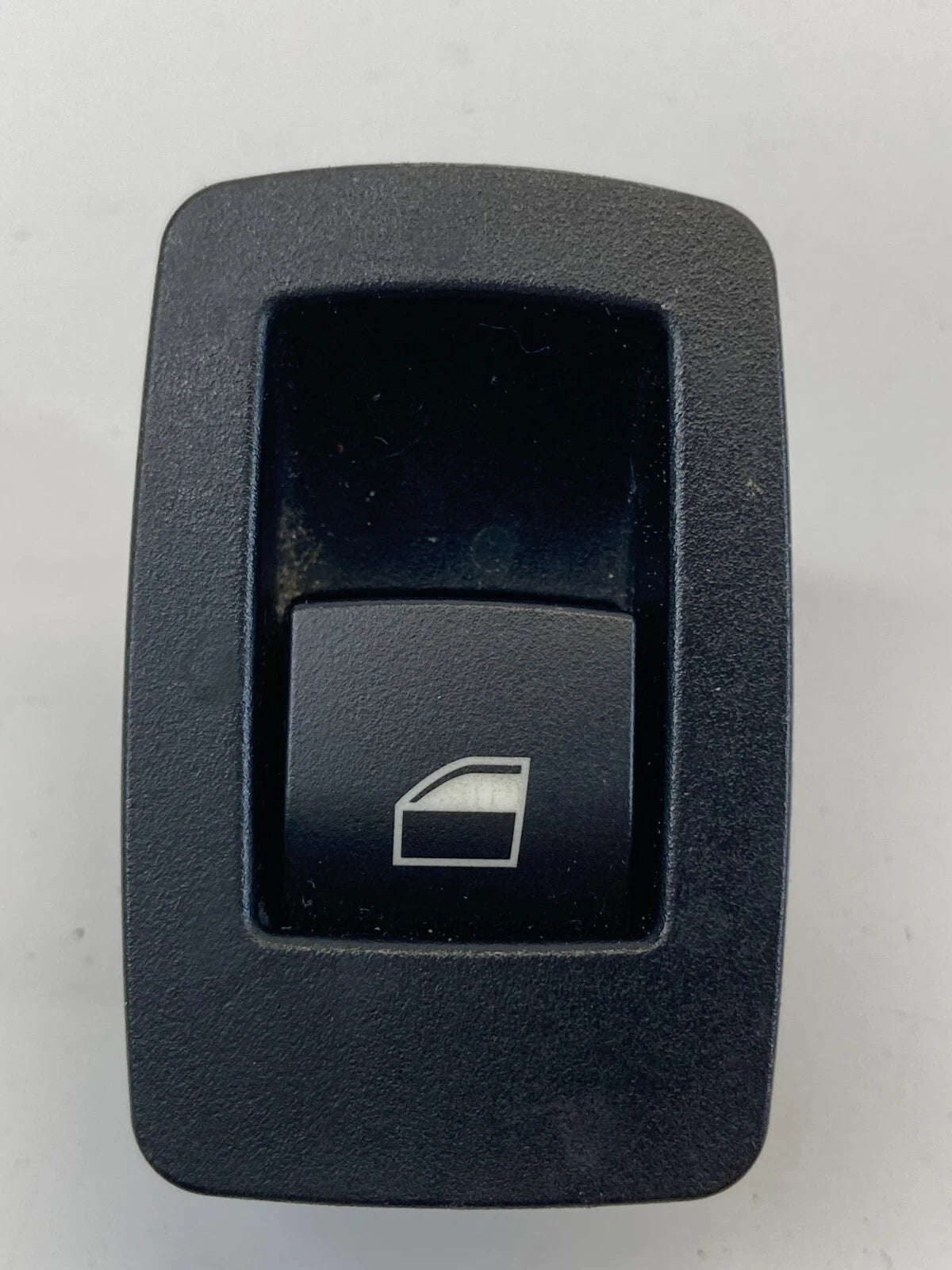 2011-2013 BMW X3 REAR RIGHT PASSENGER SIDE DOOR POWER WINDOW CONTROL SWITCH OEM