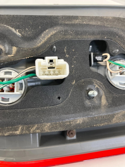 2008-2010 SCION XB REAR LEFT DRIVER TAIL LIGHT TAILLIGHT LAMP OEM