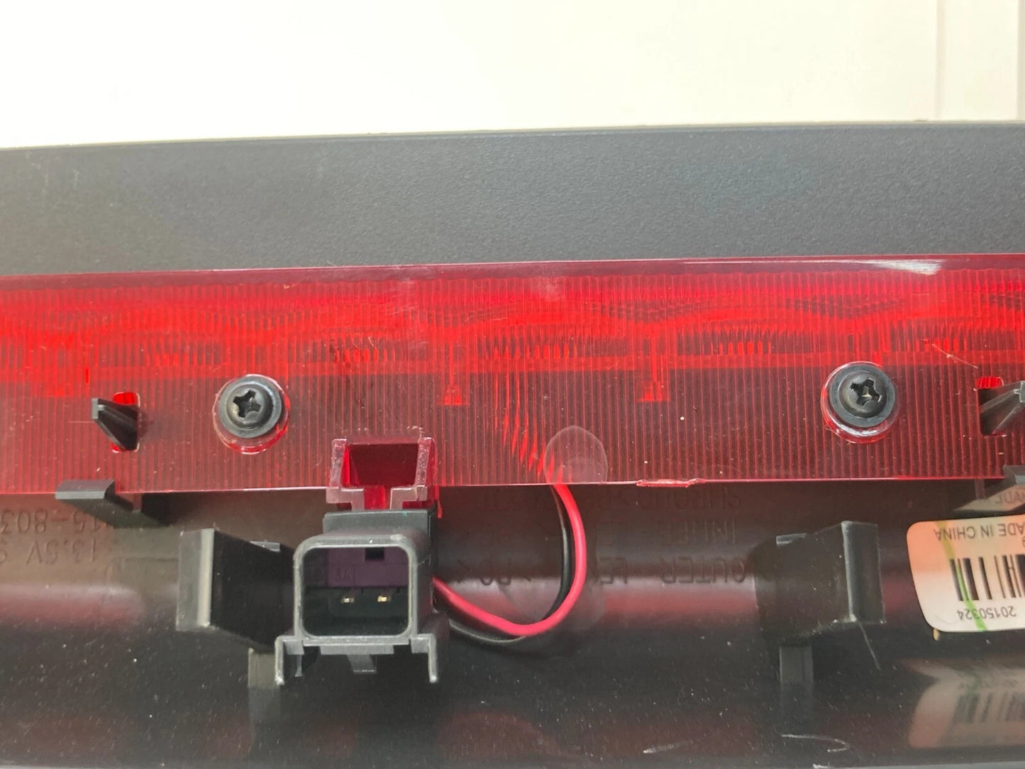 2012-2020 CHEVROLET SONIC 3RD THIRD BRAKE LIGHT HIGH MOUNT STOP LAMP 96830999