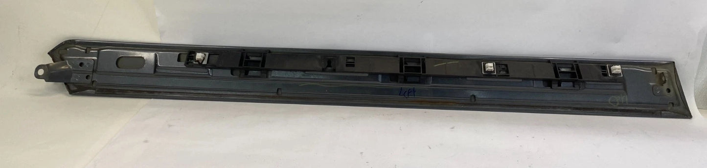 2005-2010 HONDA ODYSSEY REAR LEFT SIDE SLIDING DOOR RAIL TRIM COVER 72589-SHJA