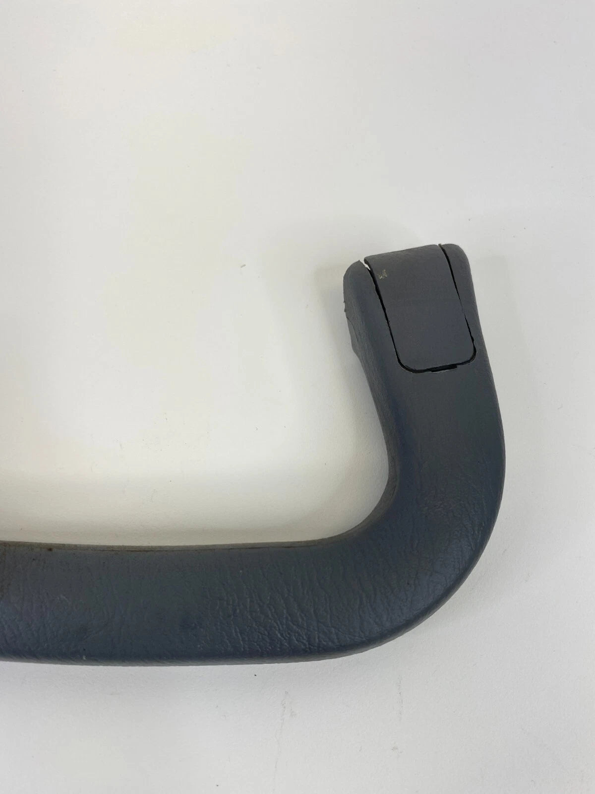 1998-2004 NISSAN PATHFINDER REAR LEFT SIDE B-PILLAR GRAB ASSIST STRAP HANDLE