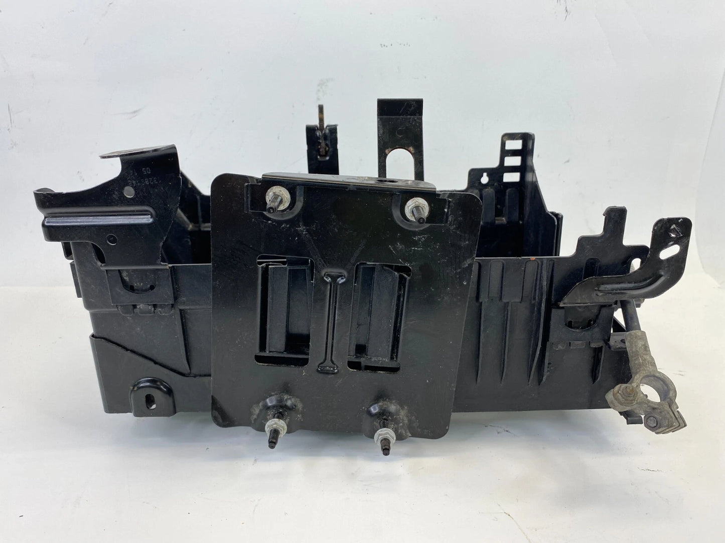 2011 12 13 14 15 2016 CHEVROLET CRUZE LOWER HOLDER BATTERY TRAY BASE COVER OEM