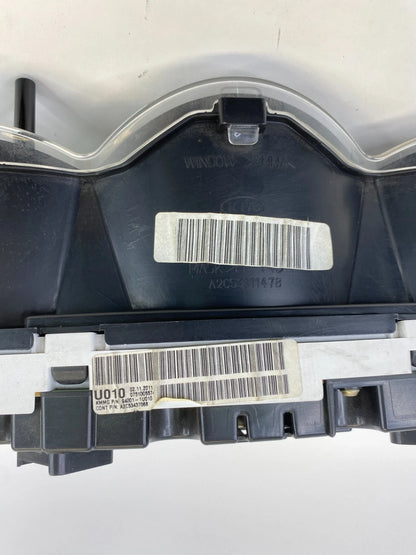 11-13 KIA SORENTO 3.5L A/T INSTRUMENT CLUSTER SPEEDOMETER 208K MILES 940011U01