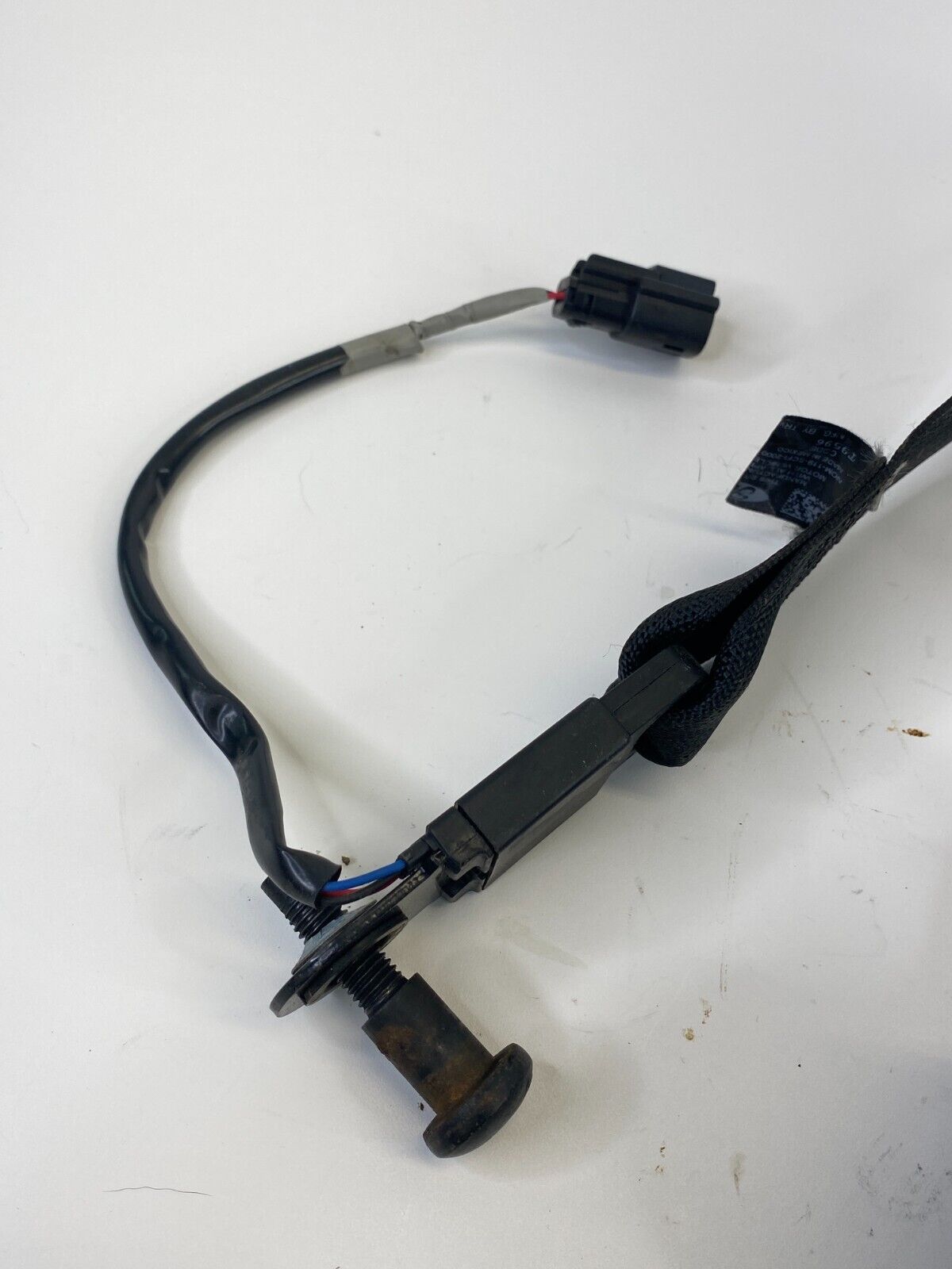 2011-2013 Ford Fiesta Front Right Passsenger Side Seat Belt Retractor Assembly