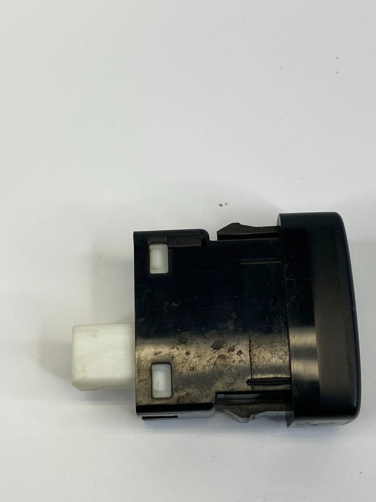 01-07 TOYOTA HIGHLANDER DASH SECURITY ALARM INDICATOR WARNING LAMP SWITCH OEM