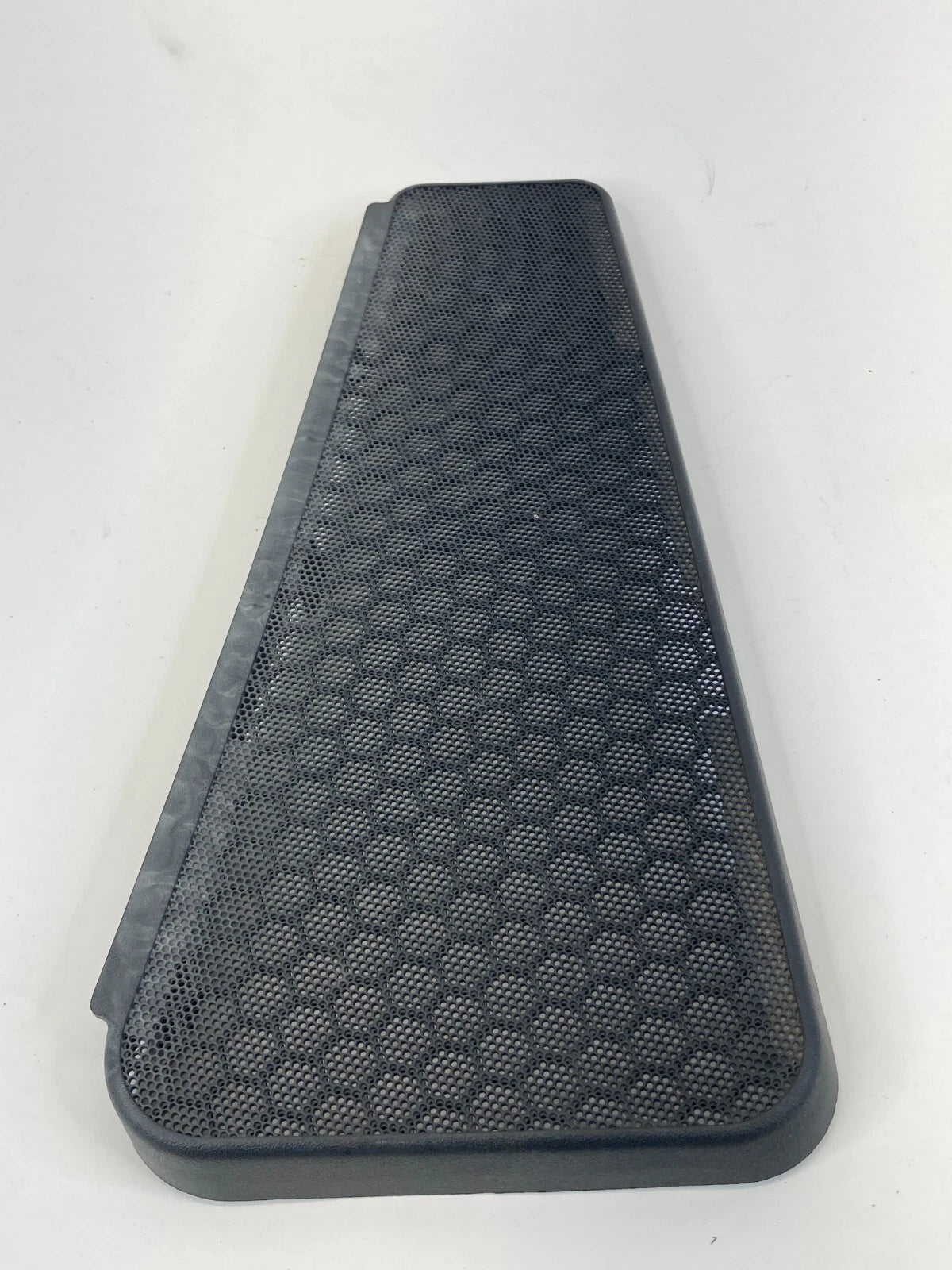 2012-2018 FORD FOCUS FRONT RIGHT PASSENGER WINDSHIELD SCUTTLE GRILLE COVER OEM