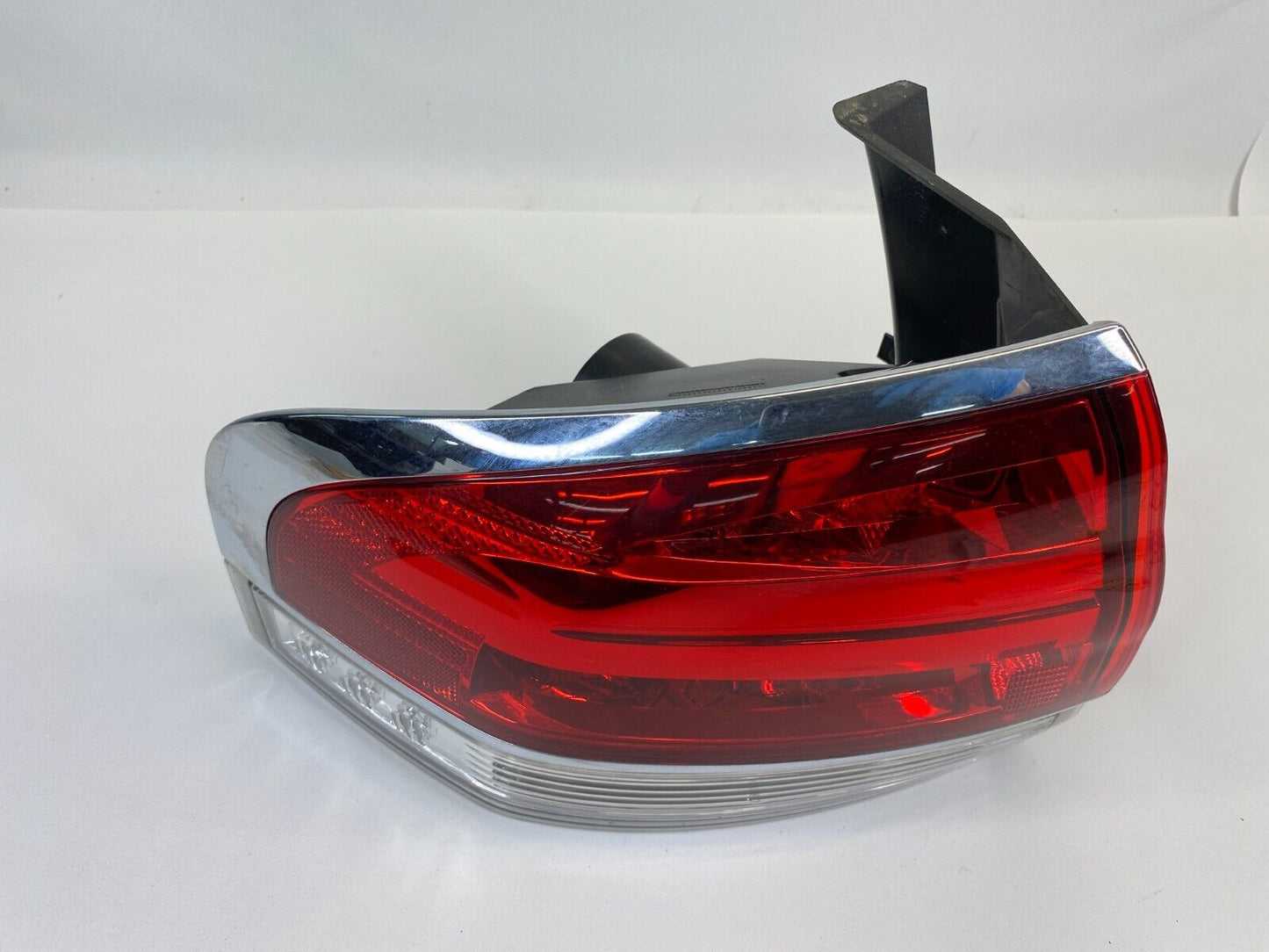 11-15 Lincoln MKX Base Left Outer Taillight Tail Light Lamp BA13-13B505-AG OEM