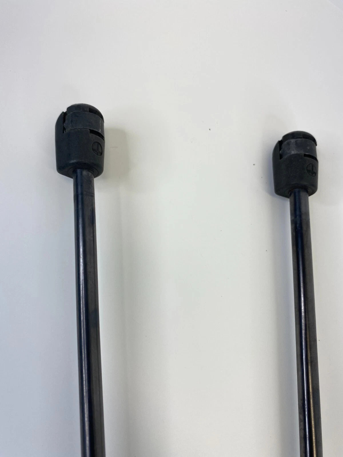 07 08 09 10 11 12 DODGE CALIBER TRUNK LIFT SUPPORT CYLINDER SHOCK STRUT PAIR OEM