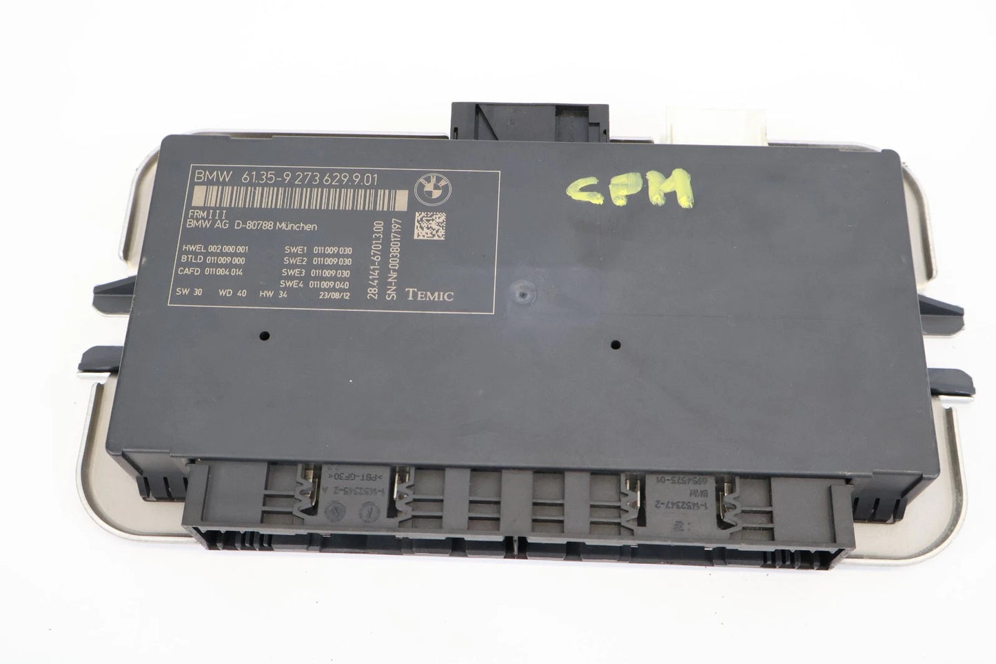 2011-2016 BMW 528I F10 LIGHT FOOTWELL CONTROL MODULE FRM3 OEM 61359273629