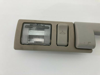 04-06 CHRYSLER PACIFICA REAR RIGHT PASSENGER SIDE ROOF GRAB HANDLE W/ DOME LIGHT