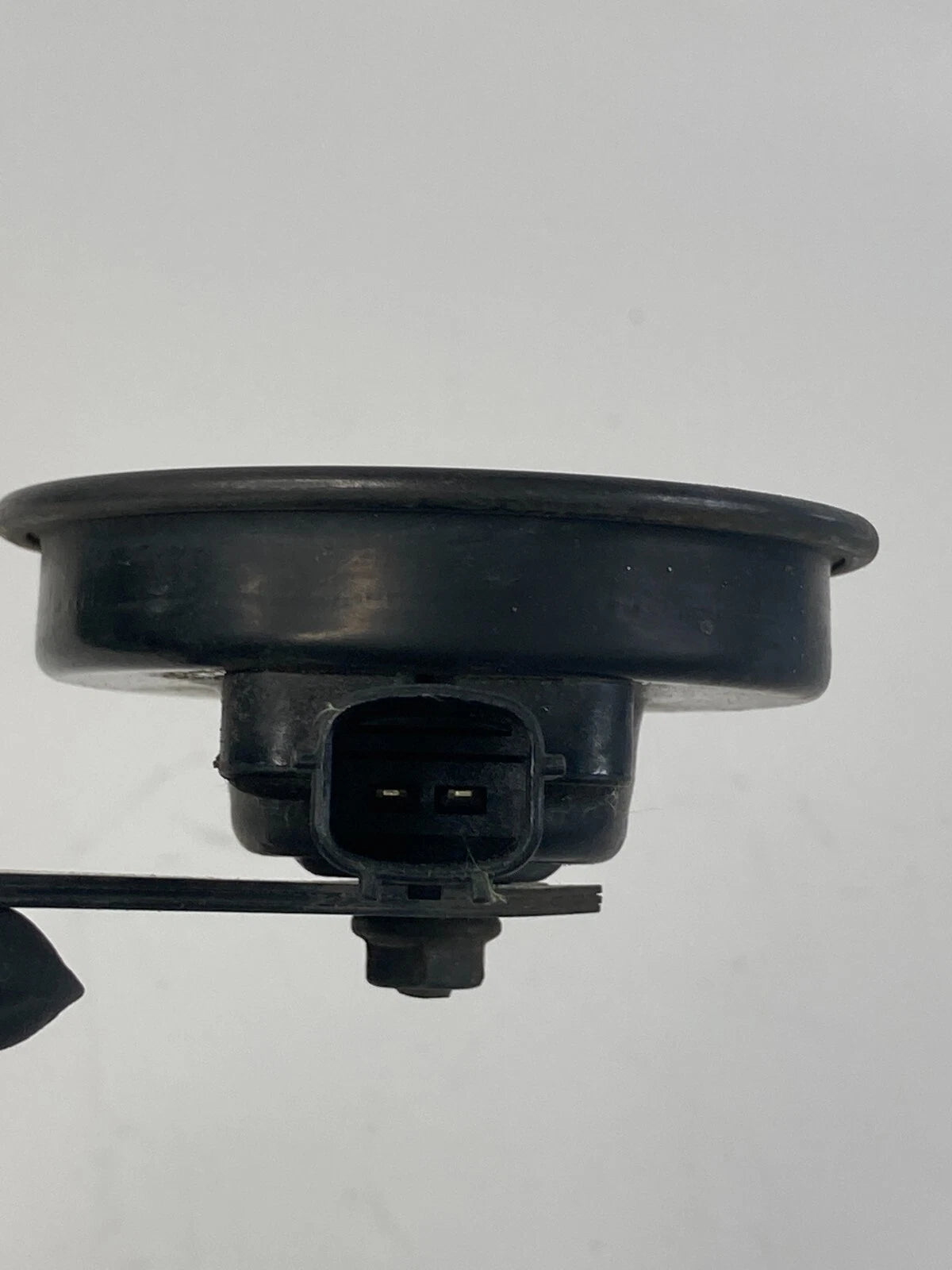 2007-2012 HYUNDAI SANTA FE LOW NOTE HORN ALARM SIREN SIGNAL 96611-2B200 OEM