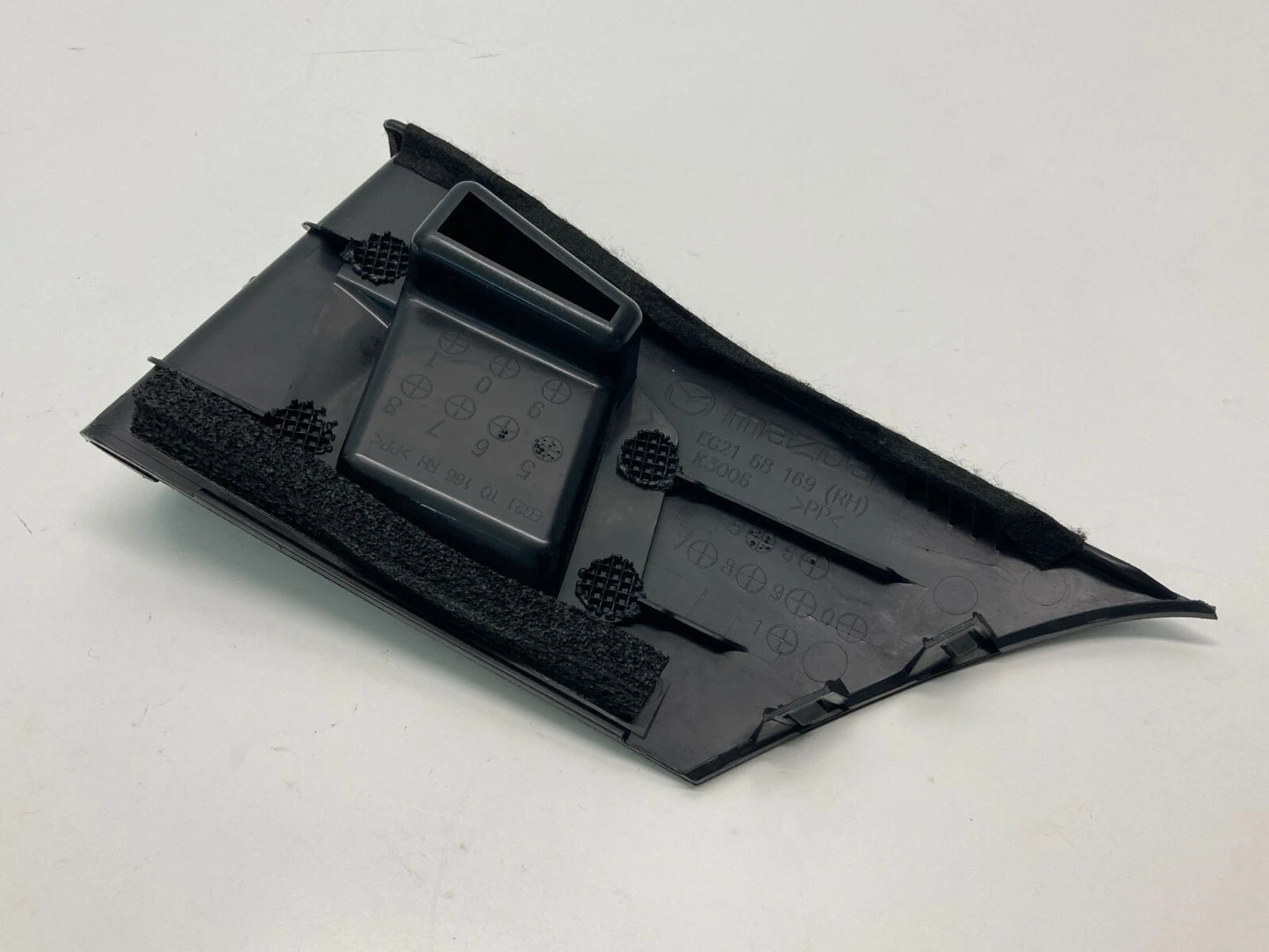 2007-2012 MAZDA CX7 FR RH PASSENGER INTERIOR A PILLAR TRIM COVER OEM EG2168169