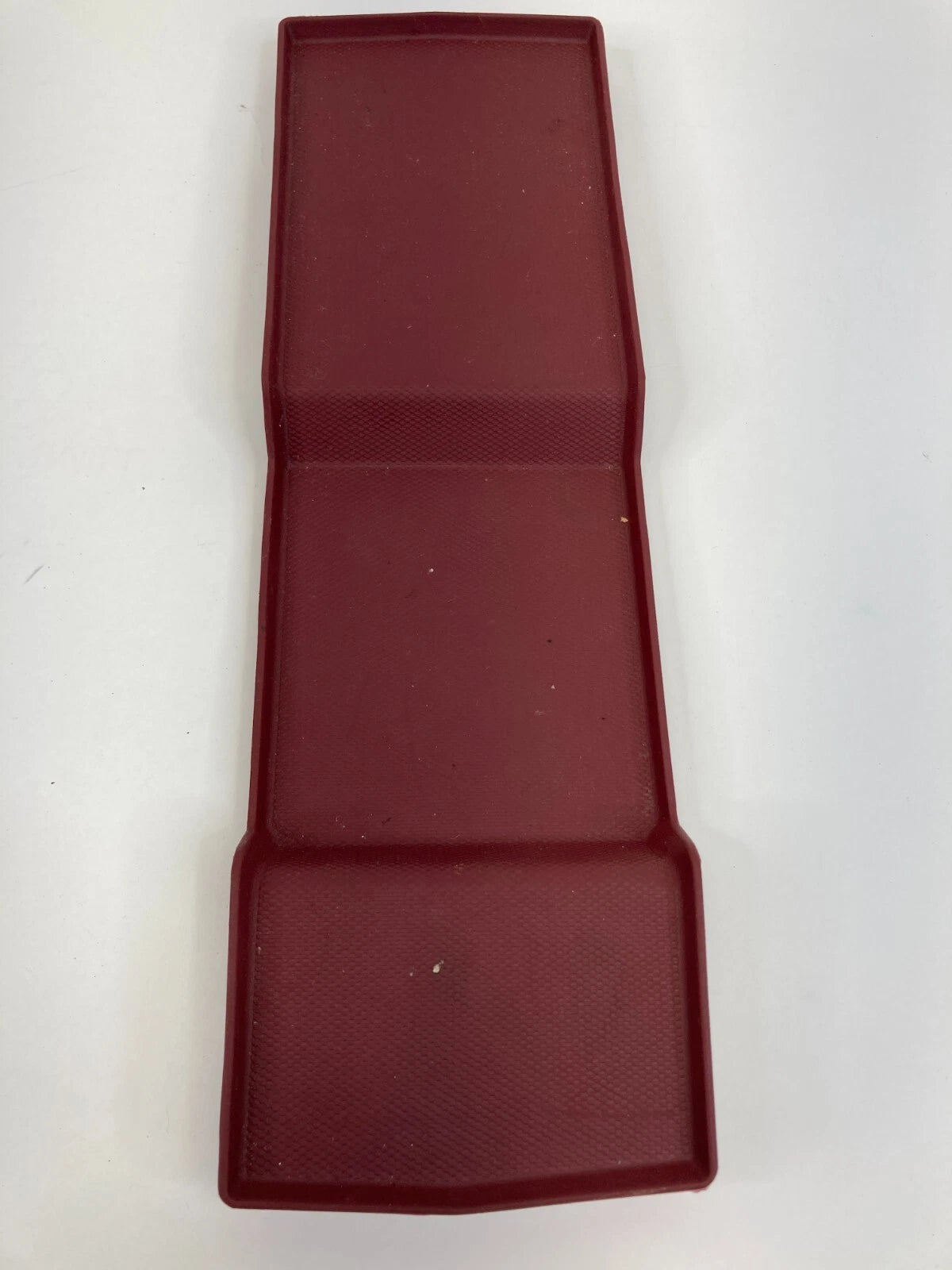 10-15 CHEVROLET EQUINOX CENTER CONSOLE STORAGE FLOOR LINER RUBBER MAT AKE31579