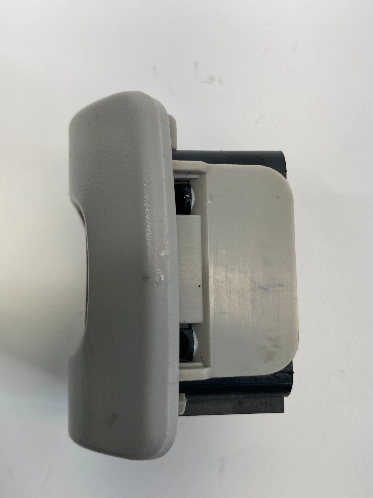 2008-2010 CHRYSLER TOWN & COUNTRY REAR POWER SLIDING DOOR SWITCH 1ES32ES3AB OEM