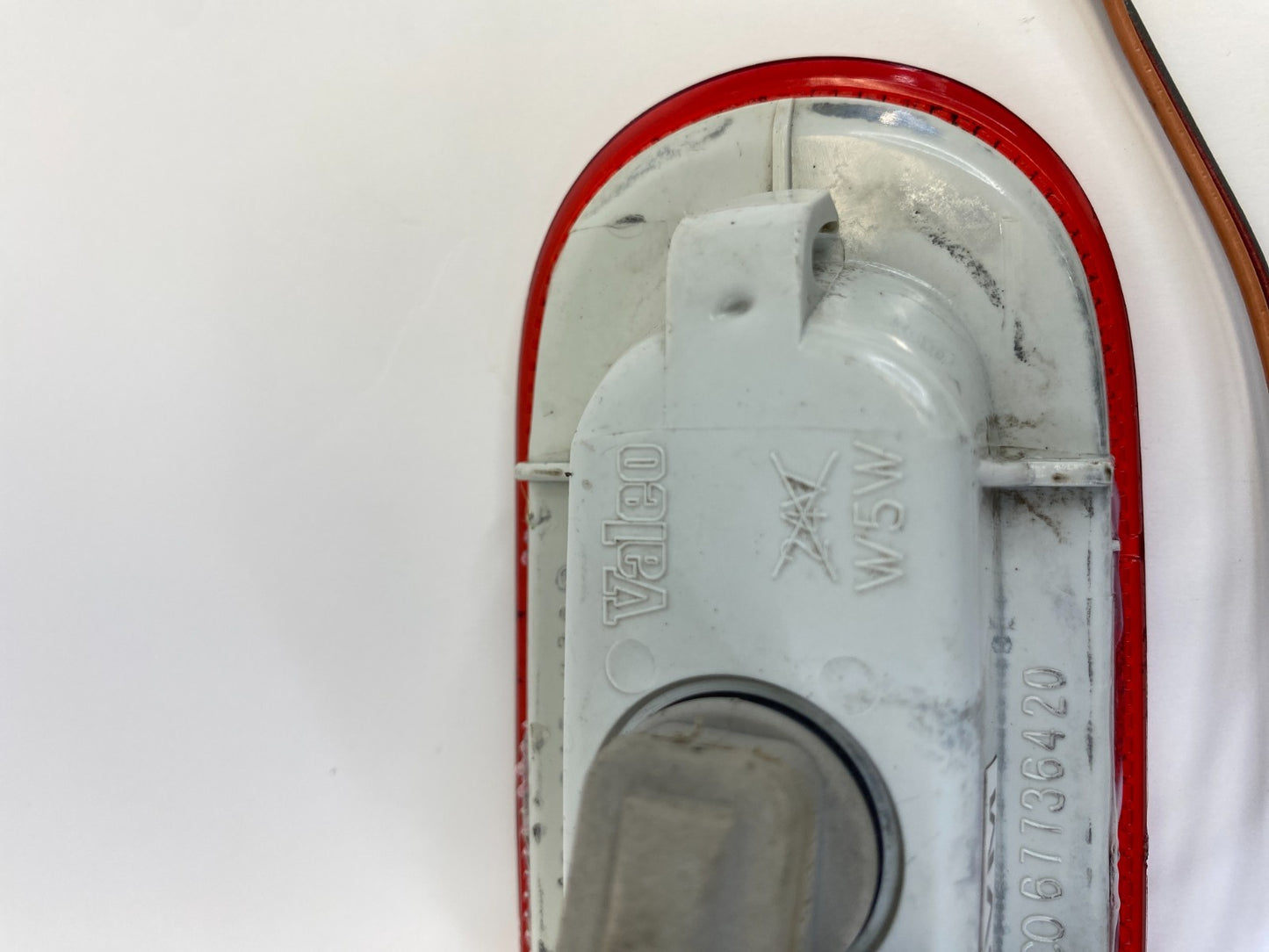 1998-2005 Volkswagen New Beetle Rear Right Side Marker Light Lamp 67736420 OEM