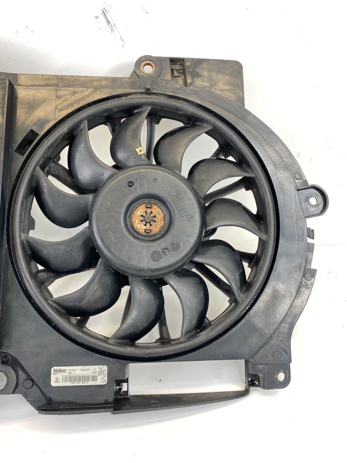 2005-2011 Audi A6 Quattro 3.2L V6 Radiator Cooling Fan Motor Assembly OEM