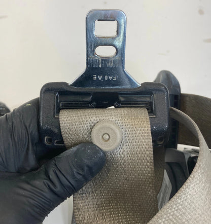 2008-2012 FORD ESCAPE FRONT RIGHT PASSENGER SEAT BELT RETRACTOR 9L84-78612D64-A