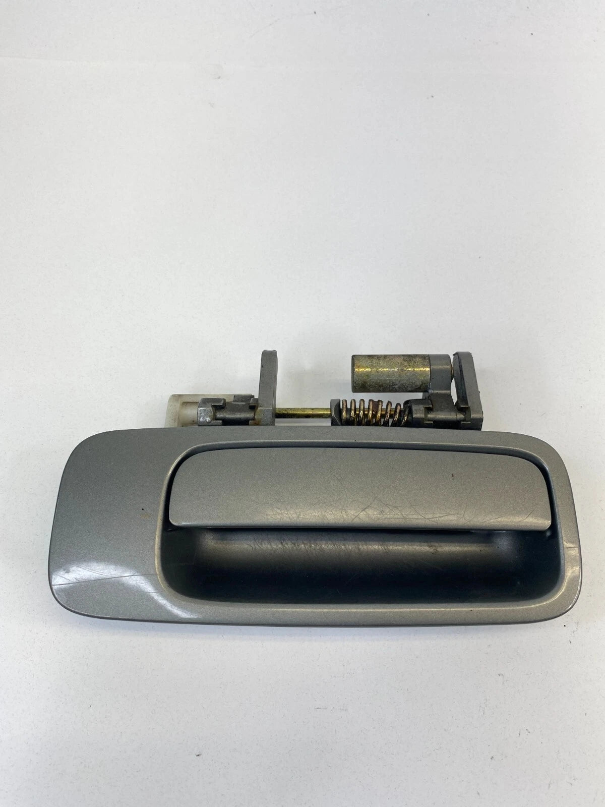 1997-2001 TOYOTA CAMRY SEDAN REAR RIGHT SIDE EXTERIOR DOOR HANDLE 69230-AA010