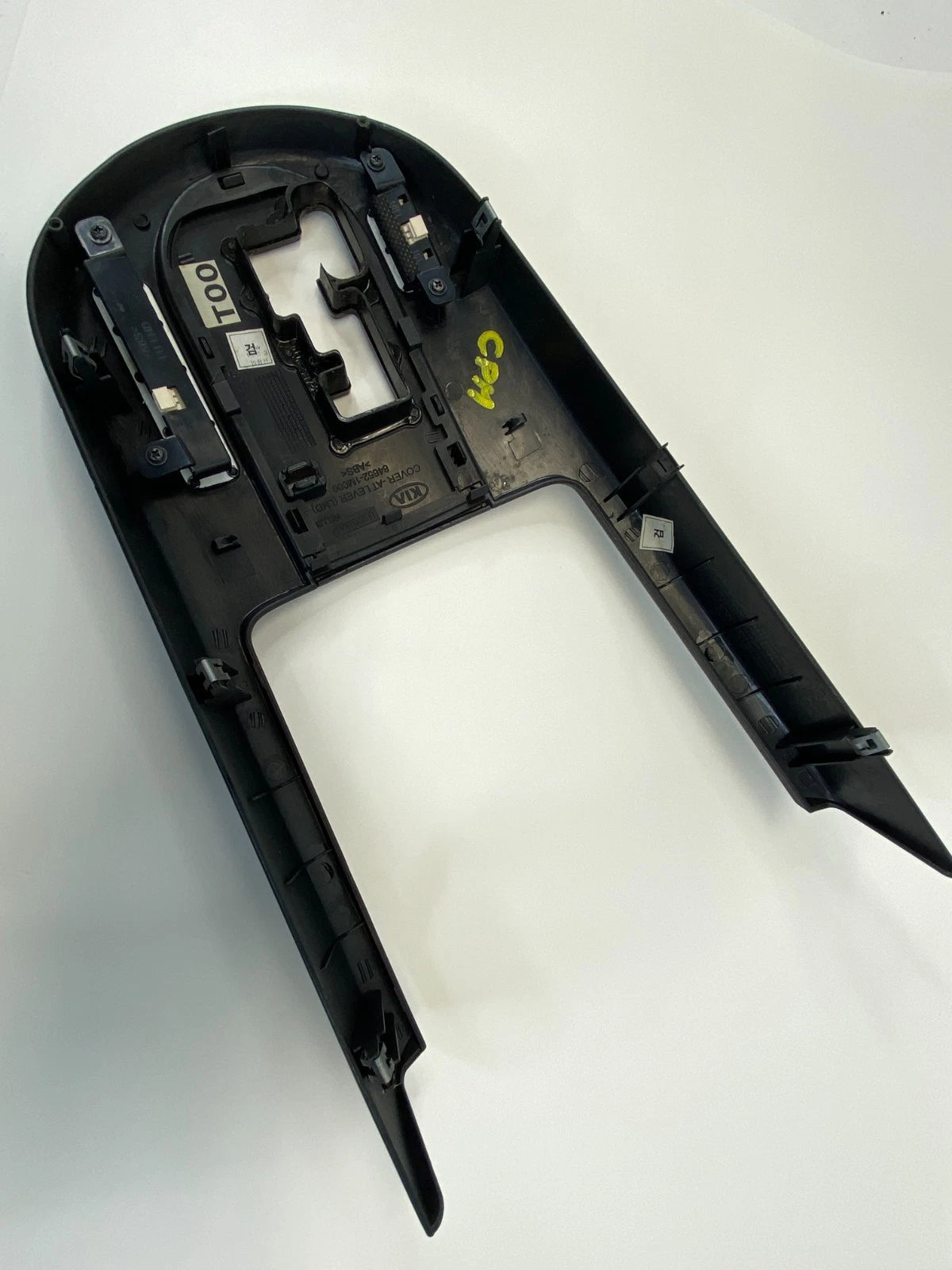 2010-2013 KIA FORTE AUTOMATIC SHIFTER BEZEL TRIM COVER OEM FACTORY 84652-1M000