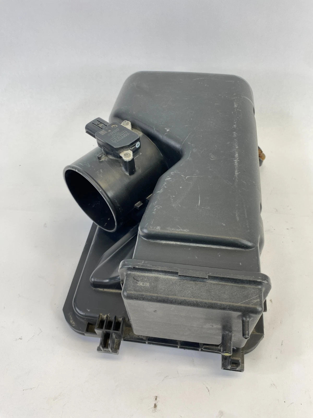 2007-2009 LEXUS RX350 3.5L V6 AIR INTAKE CLEANER UPPER BOX HOUSING 22204-31010