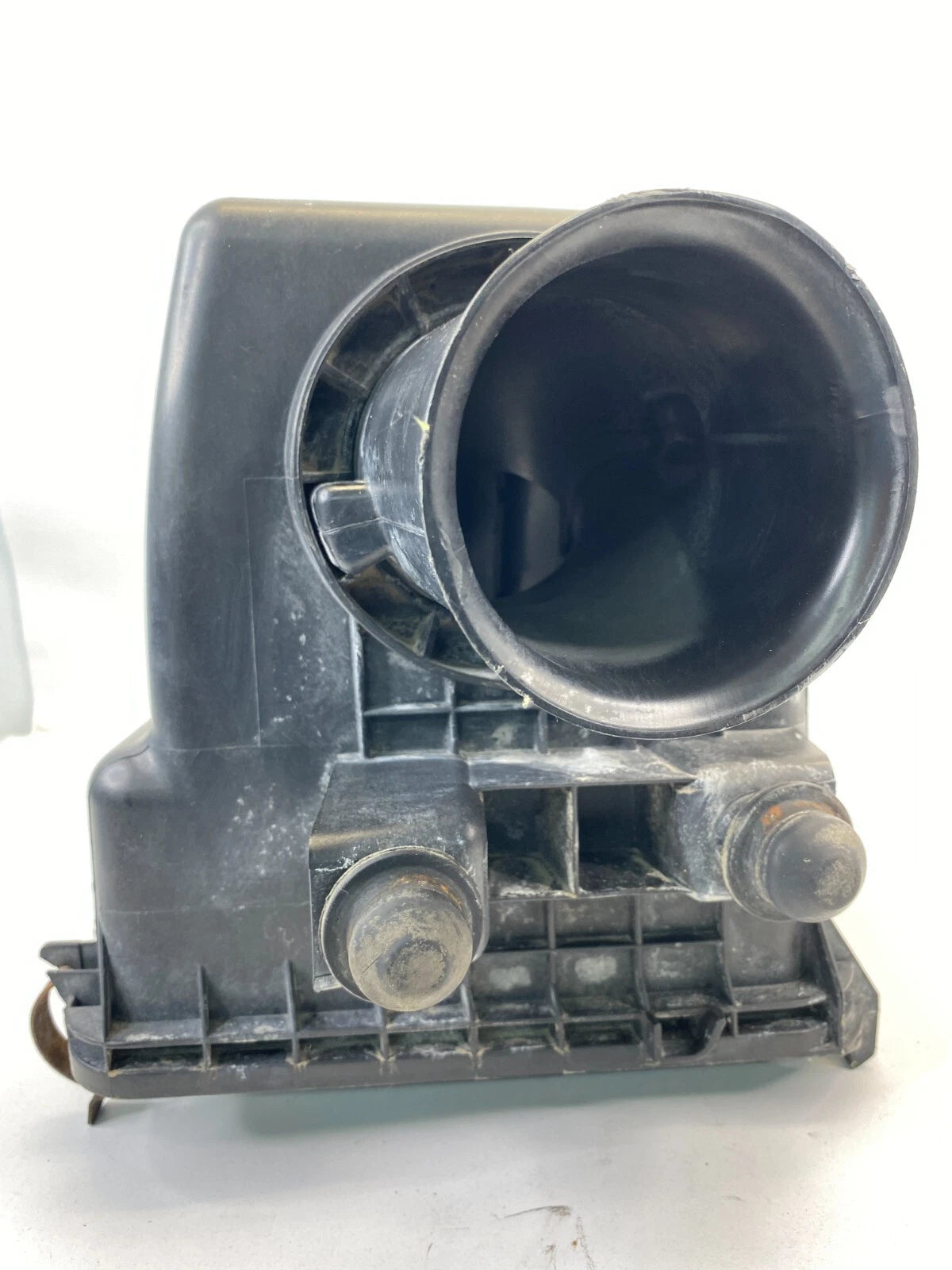 2006-2009 TORRENT 05-09 EQUINOX 3.4L AIR INTAKE FILTER CLEANER BOX LOWER HOUSING