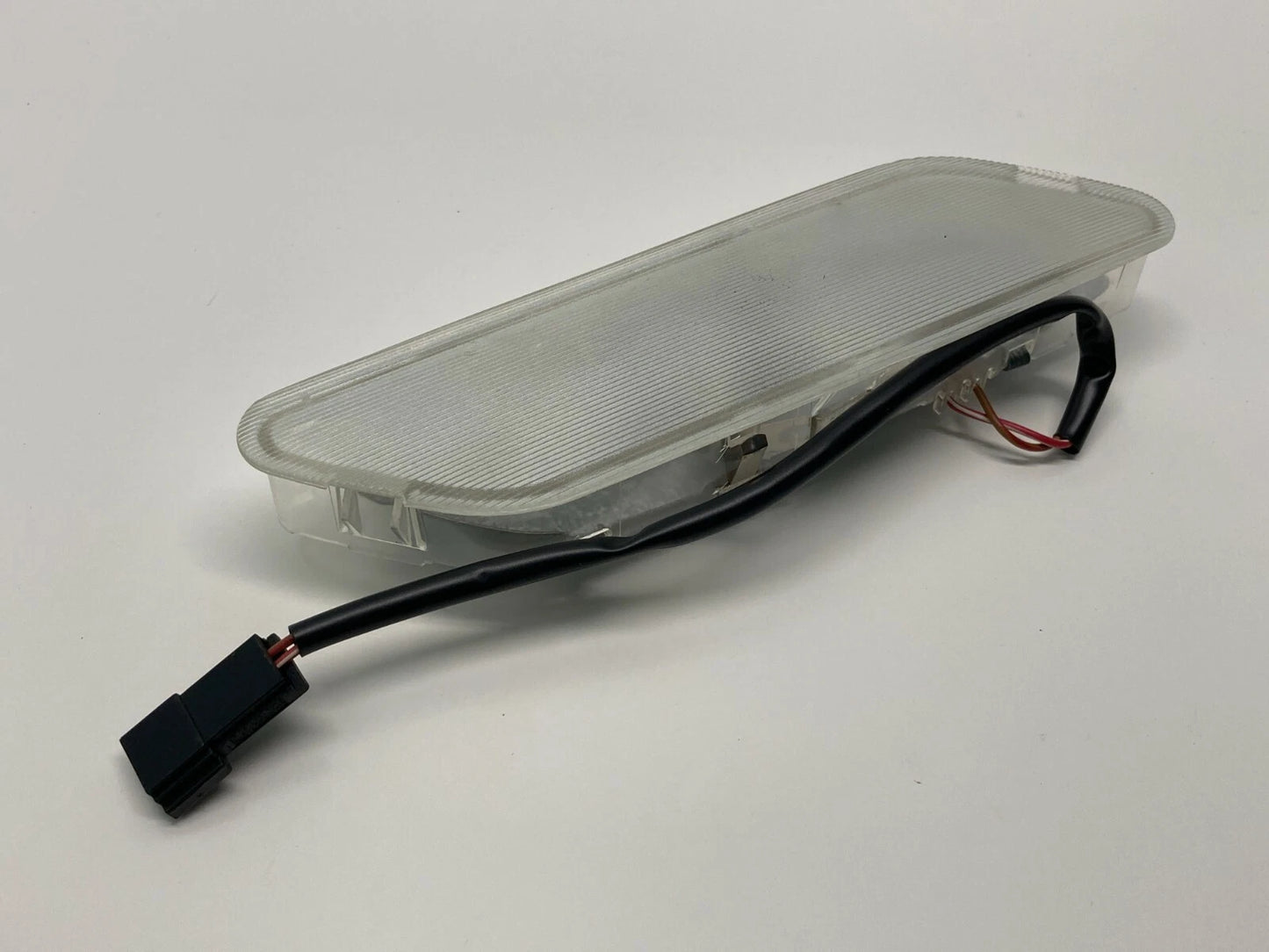 1994 1995 BMW 540I REAR INTERIOR RIGHT READING DOME MAP LIGHT LAMP 8359074 OEM