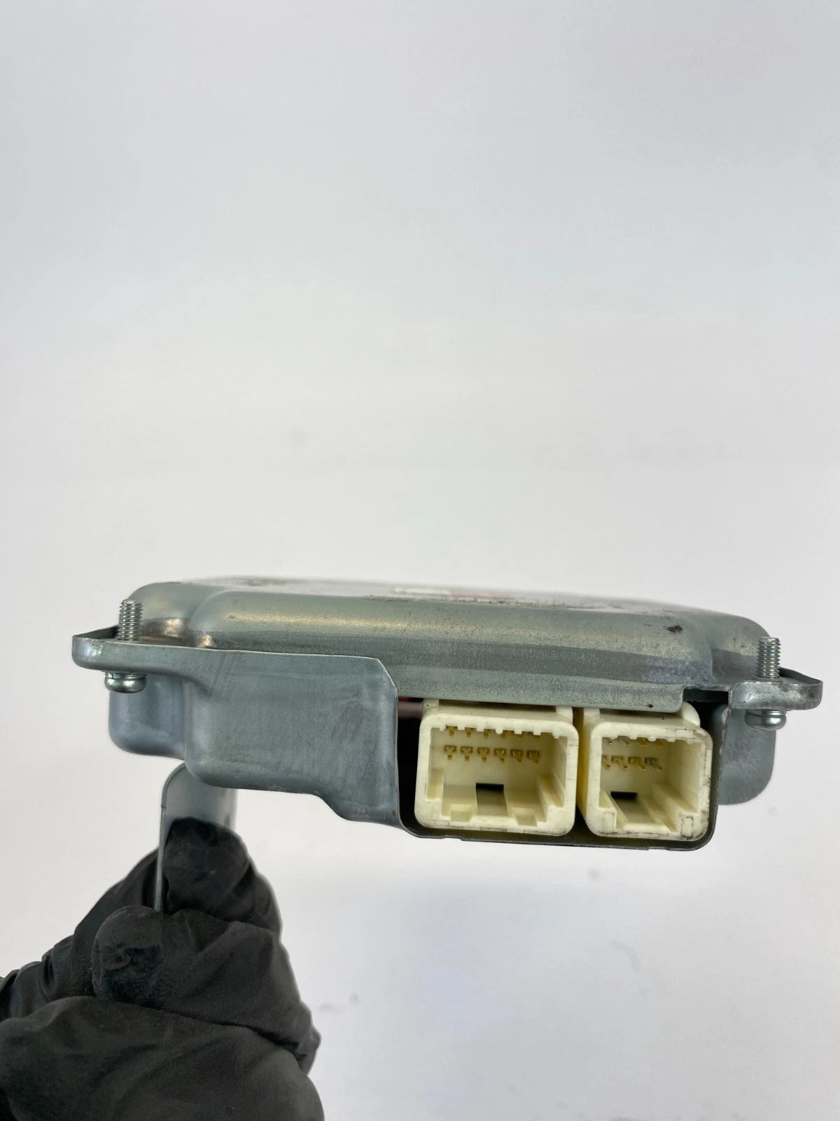 10-15 TOYOTA PRIUS HYBRID BATTERY VOLTAGE SENSOR CONTROL MODULE OEM 89892-47080