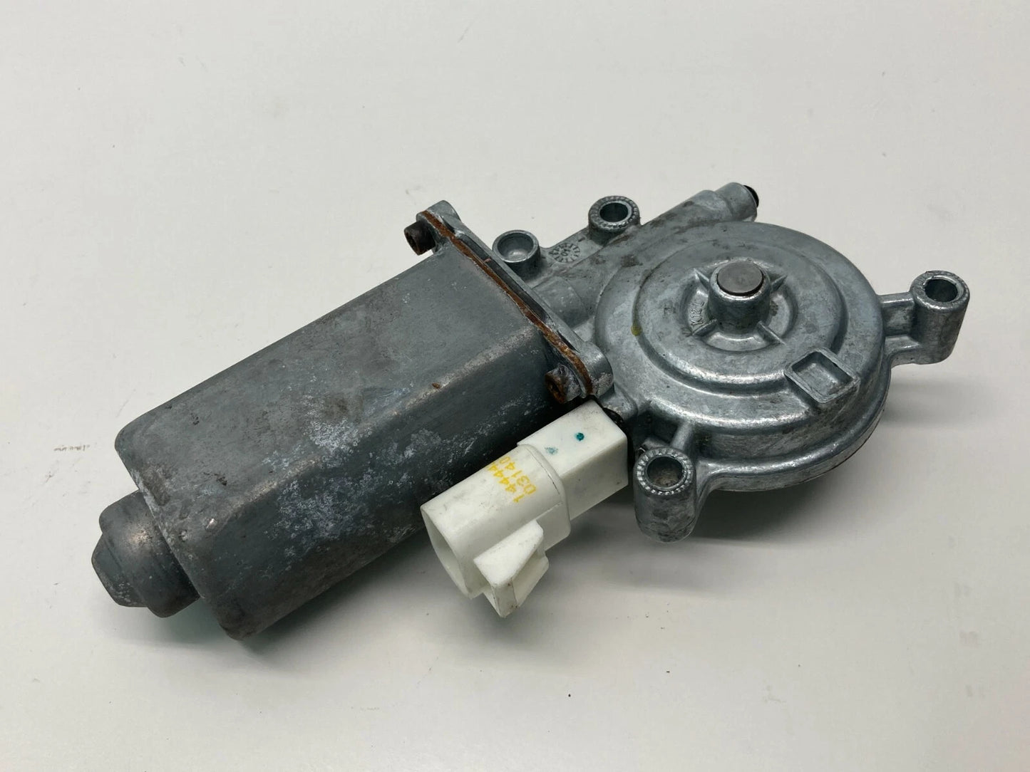1999-2005 PONTIAC GRAND AM FRONT RIGHT PASSENGER WINDOW MOTOR 24008619 OEM
