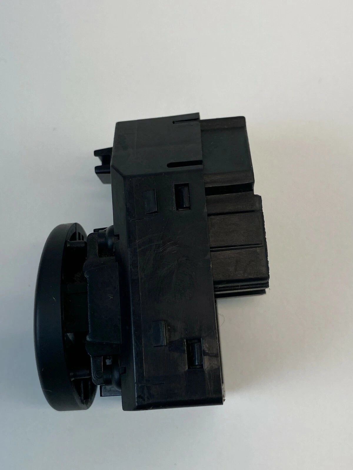 07 08 09 10 HYUNDAI ELANTRA FRONT LEFT DRIVER DOOR MIRROR CONTROL SWITCH OEM