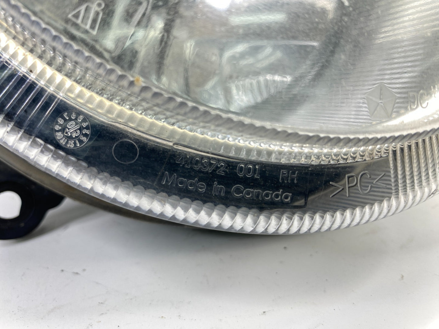 2007-2017 Jeep Patriot Right Passenger Headlight Headlamp Head Light Halogen