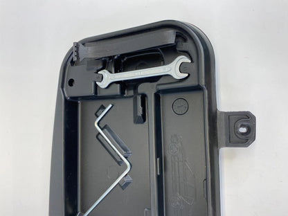 2004-2007 BMW 530I SEDAN REAR TRUNK EMERGENCY TOOL KIT TRAY BOX 71116761420