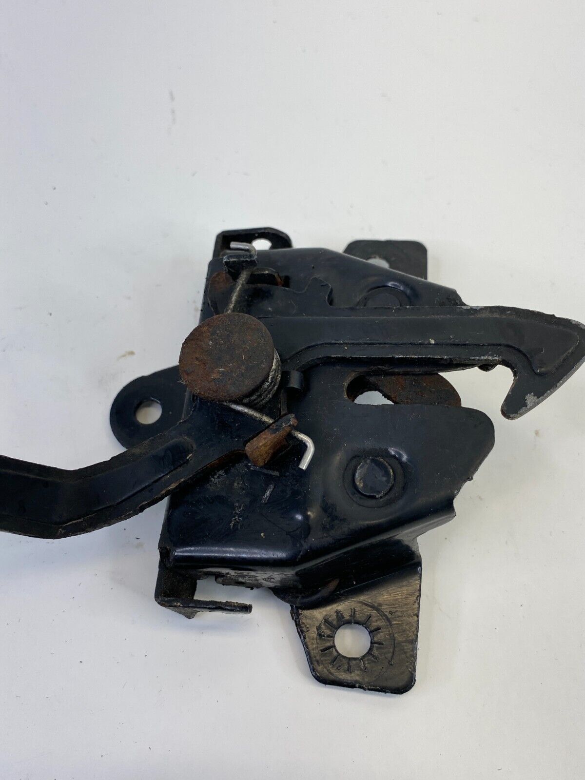 2005-2009 Hyundai Tucson Hood Lock Latch Release Actuator Assembly OEM