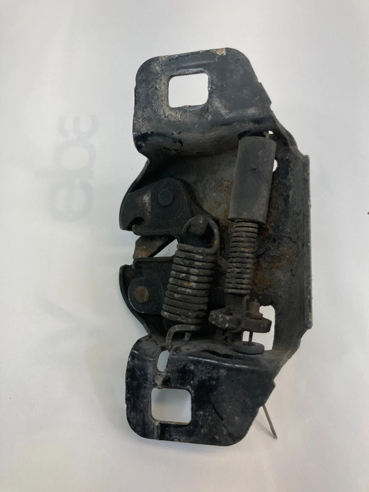 08-16 CHRYSLER TOWN & COUNTRY 12-15 RAM C/V FRONT HOOD LOCK LATCH ACTUATOR OEM