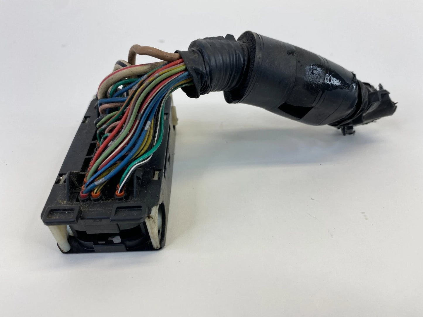 2006 LEXUS IS250 2.5L AT AWD ABS ANTI LOCK BRAKE PUMP CONNECTOR PLUG OEM