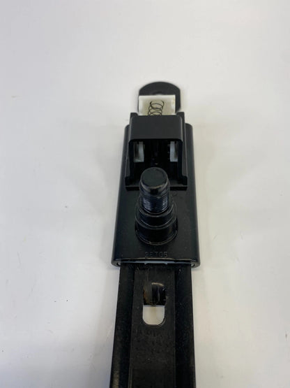 2007-2009 HYUNDAI SANTA FE LEFT DRIVER SIDE SEAT BELT HEIGHT ADJUSTER OEM