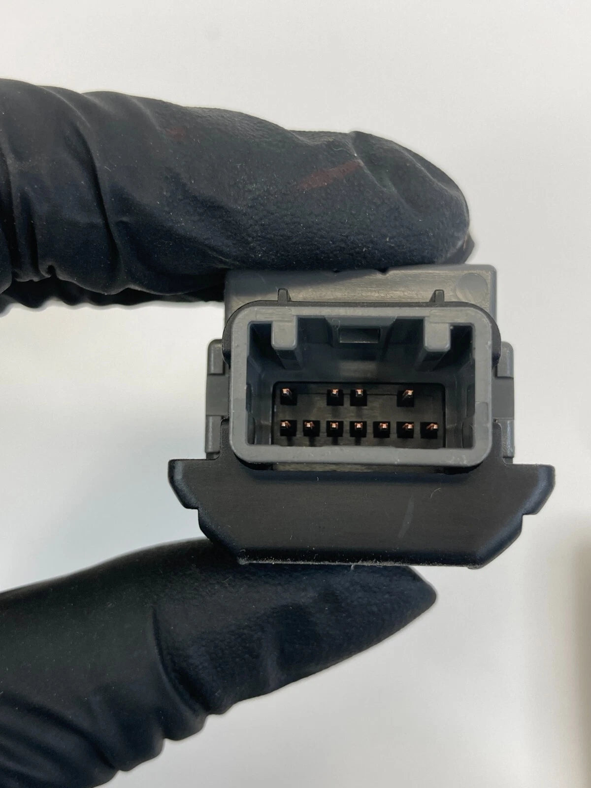 2010 2011 TOYOTA PRIUS IGNITION POWER START BUTTON W/ REMOTE KEY & SENSOR 15A854