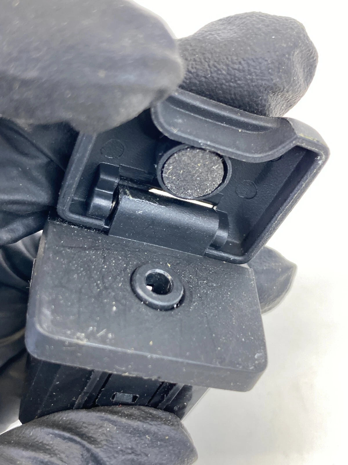 13-22 ACURA ILX 09-14 TSX CENTER CONSOLE AUDIO AUX AUXILIARY OUTLET JACK BEZEL