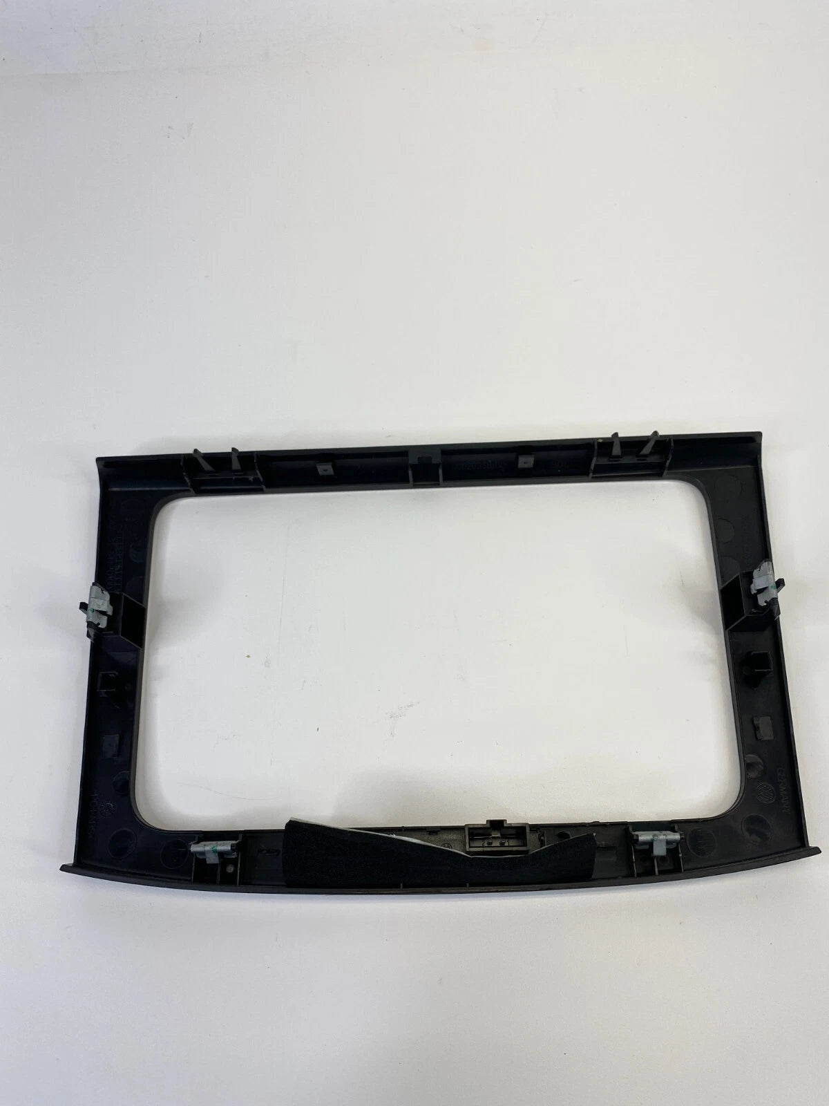 2009-2011 VOLKSWAGEN CC CENTER DASH RADIO PANEL TRIM COVER BEZEL 3C0-858-069 OEM