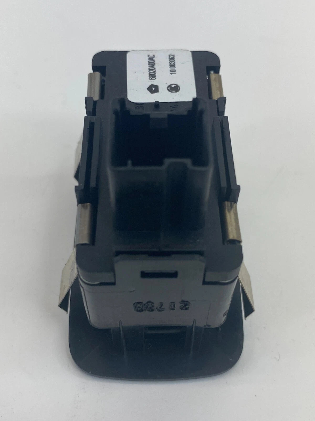 09-14 VOLKSWAGEN ROUTAN REAR RIGHT SLIDING DOOR POWER WINDOW SWITCH 68020400AC